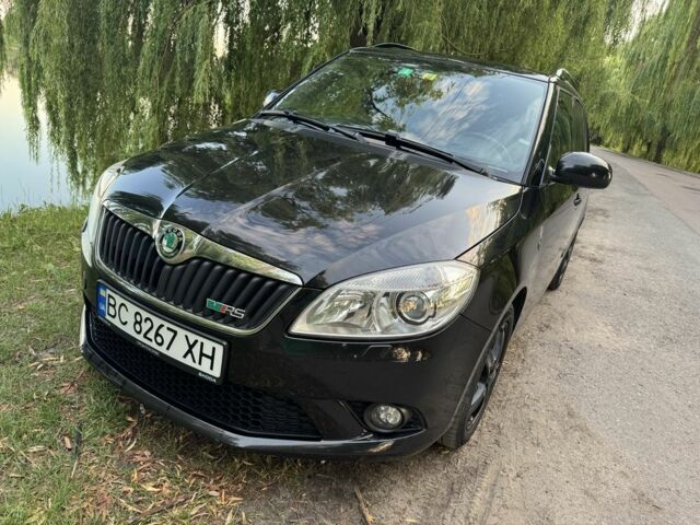 Белый Вольво В40, объемом двигателя 1.56 л и пробегом 202 тыс. км за 10300 $, фото 1 на Automoto.ua