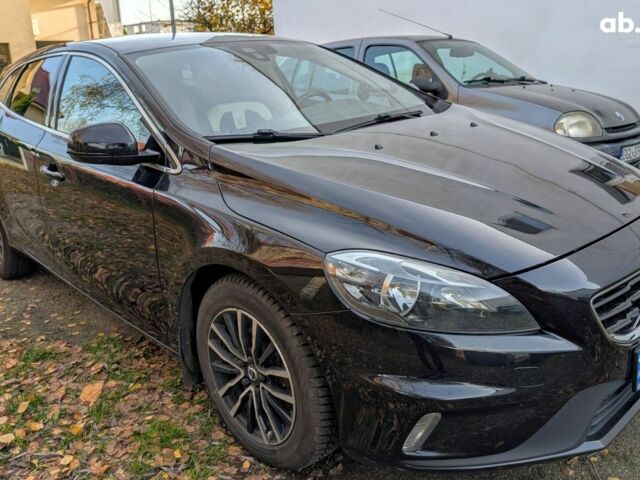 Чорний Вольво V40, об'ємом двигуна 1.6 л та пробігом 180 тис. км за 11411 $, фото 1 на Automoto.ua