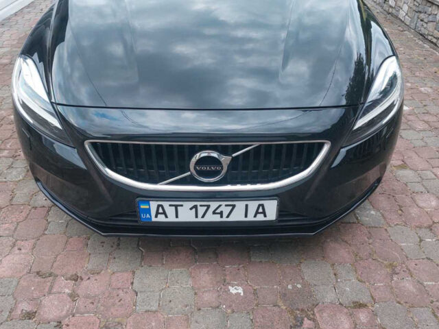 Чорний Вольво V40, об'ємом двигуна 2 л та пробігом 211 тис. км за 14500 $, фото 1 на Automoto.ua