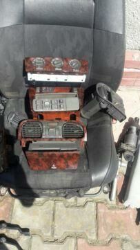 Чорний Вольво V40, об'ємом двигуна 1.9 л та пробігом 255 тис. км за 200 $, фото 1 на Automoto.ua