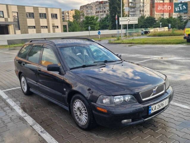 Вольво В40 2001 в Киеве на Automoto.ua Черный Вольво В40, объемом двигателя 1.9 л и пробегом 427 тыс. км за 3600 $, фото 1 на Automoto.ua