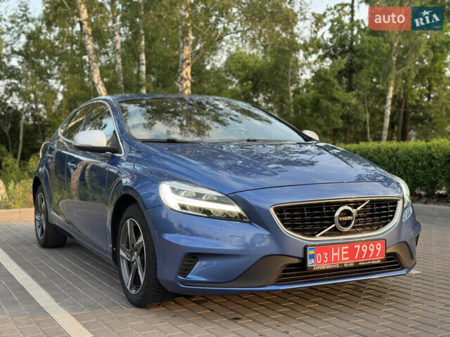 Синий Вольво В40, объемом двигателя 1.97 л и пробегом 191 тыс. км за 14999 $, фото 1 на Automoto.ua