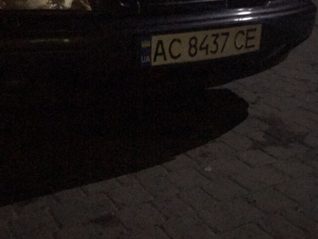 Синий Вольво В40, объемом двигателя 1.9 л и пробегом 400 тыс. км за 2500 $, фото 1 на Automoto.ua
