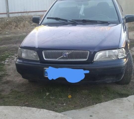 Синий Вольво В40, объемом двигателя 0 л и пробегом 160 тыс. км за 1157 $, фото 1 на Automoto.ua