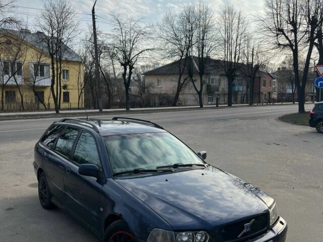 Синий Вольво В40, объемом двигателя 0 л и пробегом 3 тыс. км за 1500 $, фото 1 на Automoto.ua