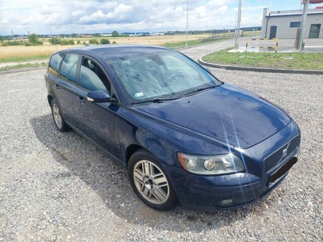 Синій Вольво V40, об'ємом двигуна 2 л та пробігом 330 тис. км за 2250 $, фото 1 на Automoto.ua