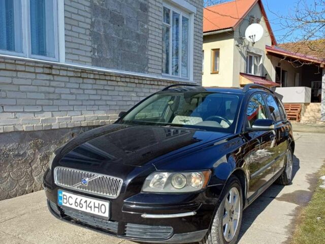 Чорний Вольво V50, об'ємом двигуна 2 л та пробігом 289 тис. км за 4550 $, фото 1 на Automoto.ua