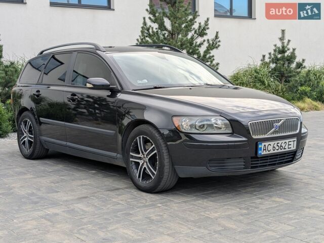 Чорний Вольво V50, об'ємом двигуна 2 л та пробігом 373 тис. км за 5300 $, фото 1 на Automoto.ua