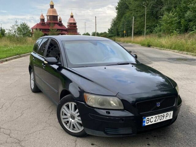 Черный Вольво В50, объемом двигателя 2 л и пробегом 3 тыс. км за 5000 $, фото 1 на Automoto.ua