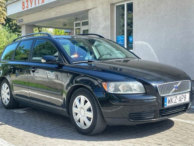 Чорний Вольво V50, об'ємом двигуна 0 л та пробігом 300 тис. км за 3350 $, фото 1 на Automoto.ua