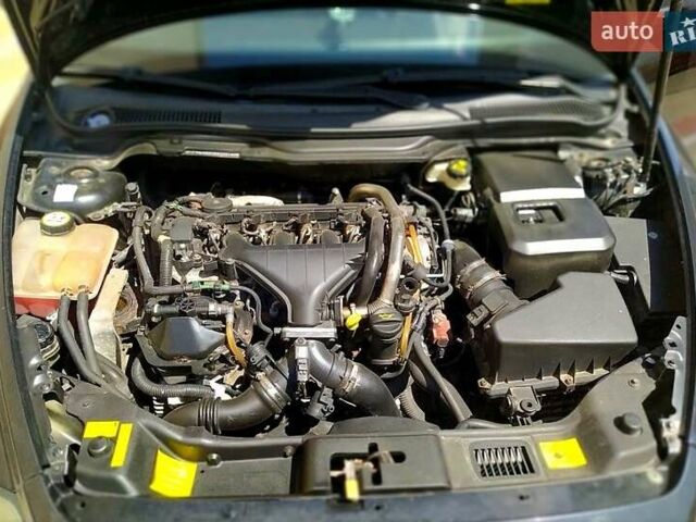 Черный Вольво В50, объемом двигателя 2 л и пробегом 252 тыс. км за 5800 $, фото 1 на Automoto.ua