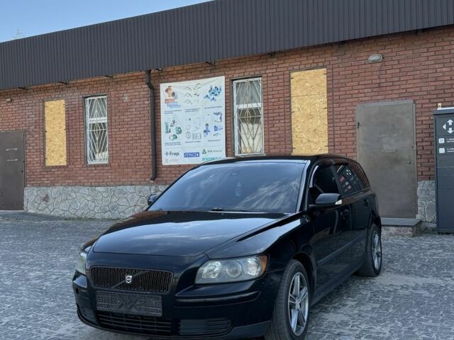 Чорний Вольво V50, об'ємом двигуна 2 л та пробігом 460 тис. км за 3011 $, фото 1 на Automoto.ua