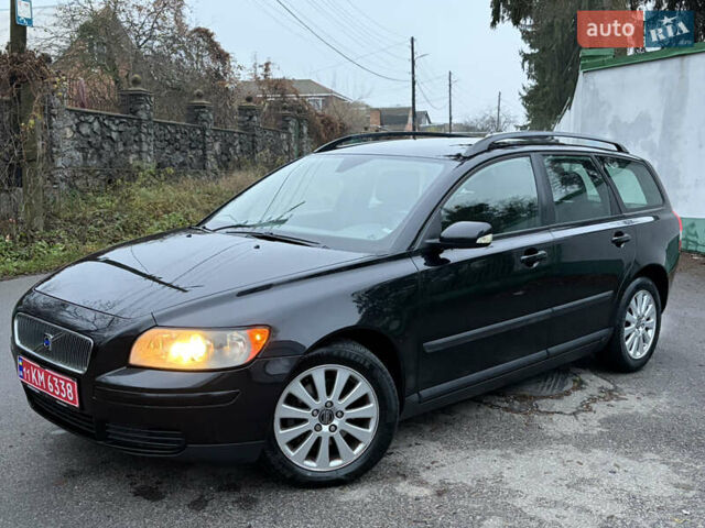 Чорний Вольво V50, об'ємом двигуна 1.8 л та пробігом 243 тис. км за 5490 $, фото 1 на Automoto.ua