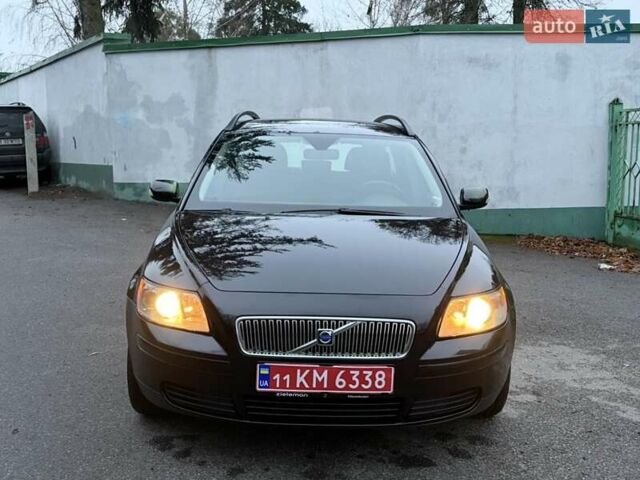 Чорний Вольво V50, об'ємом двигуна 1.8 л та пробігом 244 тис. км за 5850 $, фото 1 на Automoto.ua