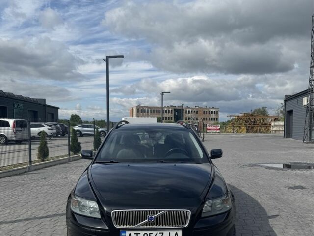 Вольво В50 2006 в Ивано-Франковске на Automoto.ua Черный Вольво В50, объемом двигателя 1.6 л и пробегом 272 тыс. км за 5300 $, фото 1 на Automoto.ua