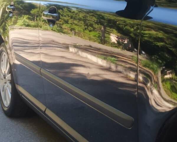 Черный Вольво В50, объемом двигателя 1.8 л и пробегом 330 тыс. км за 4999 $, фото 1 на Automoto.ua