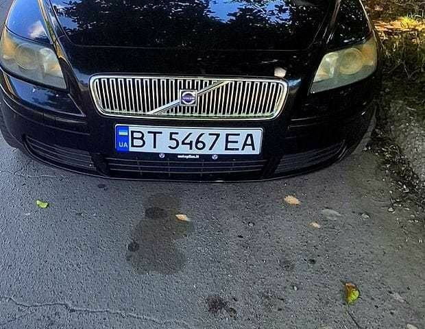 Чорний Вольво V50, об'ємом двигуна 2.4 л та пробігом 234 тис. км за 4200 $, фото 1 на Automoto.ua