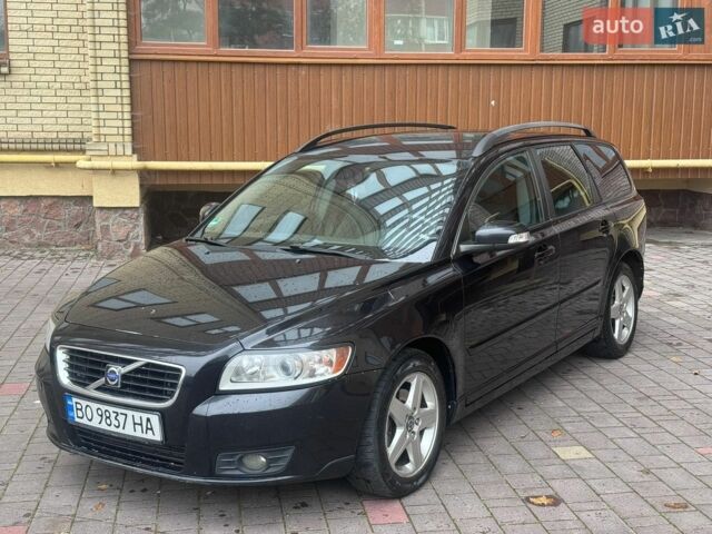 Чорний Вольво V50, об'ємом двигуна 2 л та пробігом 375 тис. км за 4150 $, фото 1 на Automoto.ua