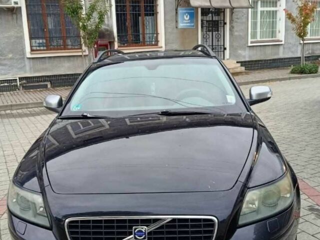 Чорний Вольво V50, об'ємом двигуна 1.6 л та пробігом 264 тис. км за 5517 $, фото 1 на Automoto.ua