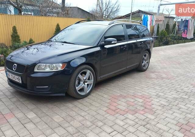 Чорний Вольво V50, об'ємом двигуна 1.56 л та пробігом 340 тис. км за 5700 $, фото 1 на Automoto.ua