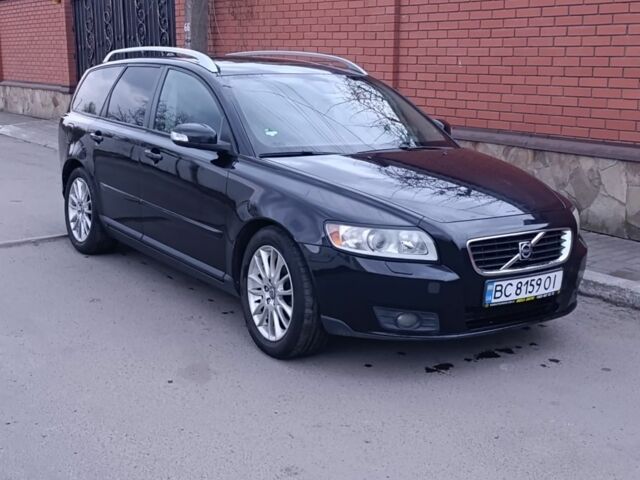 Черный Вольво В50, объемом двигателя 2 л и пробегом 230 тыс. км за 6500 $, фото 1 на Automoto.ua