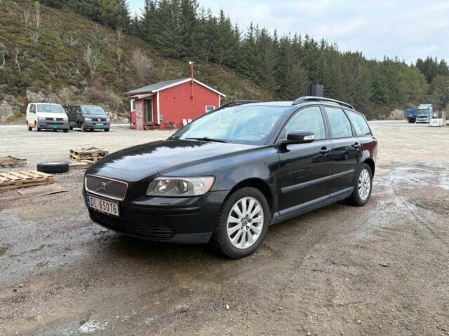 Черный Вольво В50, объемом двигателя 0 л и пробегом 255 тыс. км за 3800 $, фото 1 на Automoto.ua