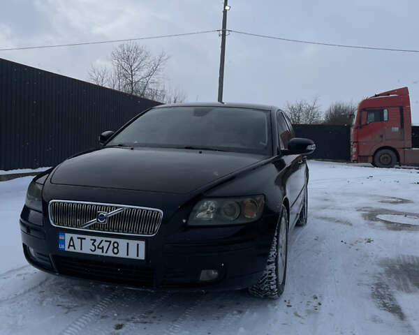 Чорний Вольво V50, об'ємом двигуна 2 л та пробігом 321 тис. км за 5700 $, фото 1 на Automoto.ua