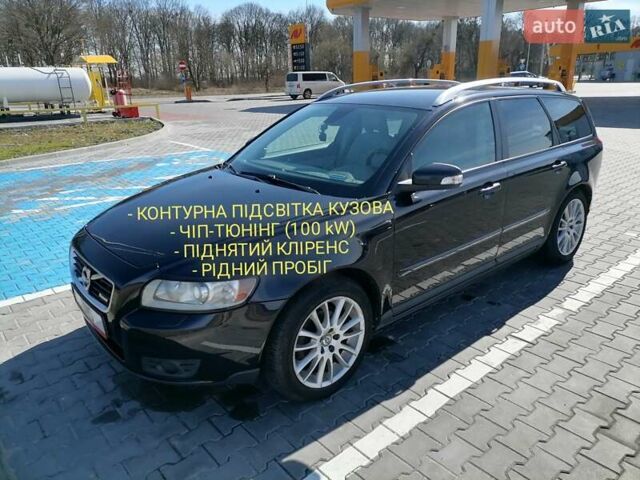 Черный Вольво В50, объемом двигателя 1.56 л и пробегом 360 тыс. км за 4900 $, фото 1 на Automoto.ua