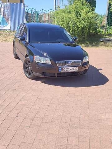 Чорний Вольво V50, об'ємом двигуна 1.56 л та пробігом 291 тис. км за 6100 $, фото 1 на Automoto.ua