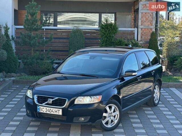 Чорний Вольво V50, об'ємом двигуна 1.6 л та пробігом 200 тис. км за 4450 $, фото 1 на Automoto.ua
