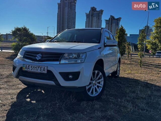 Чорний Вольво V50, об'ємом двигуна 1.6 л та пробігом 261 тис. км за 5800 $, фото 1 на Automoto.ua