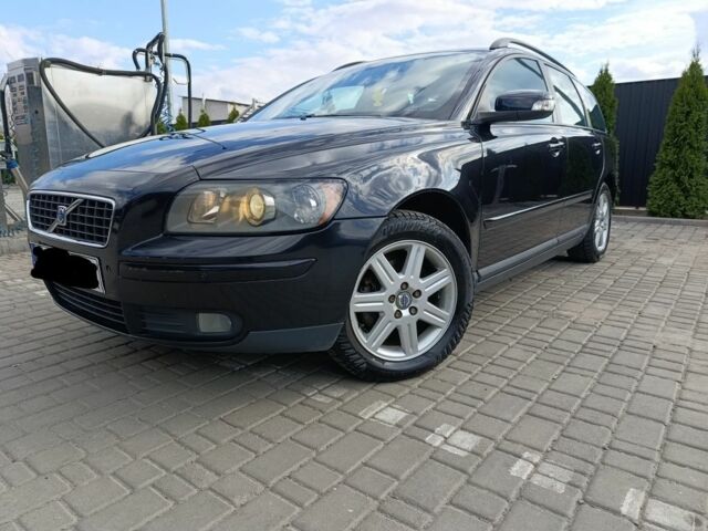 Чорний Вольво V50, об'ємом двигуна 2 л та пробігом 360 тис. км за 2599 $, фото 1 на Automoto.ua
