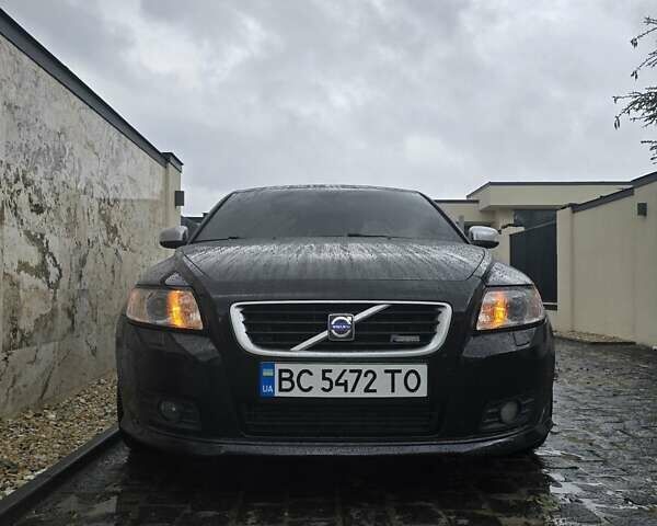 Чорний Вольво V50, об'ємом двигуна 2 л та пробігом 316 тис. км за 6650 $, фото 1 на Automoto.ua