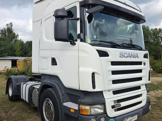 Черный Вольво В50, объемом двигателя 1.6 л и пробегом 349 тыс. км за 5721 $, фото 1 на Automoto.ua