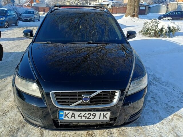 Чорний Вольво V50, об'ємом двигуна 2 л та пробігом 224 тис. км за 7400 $, фото 1 на Automoto.ua