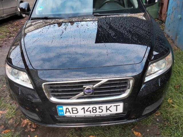 Чорний Вольво V50, об'ємом двигуна 1.6 л та пробігом 260 тис. км за 7300 $, фото 1 на Automoto.ua