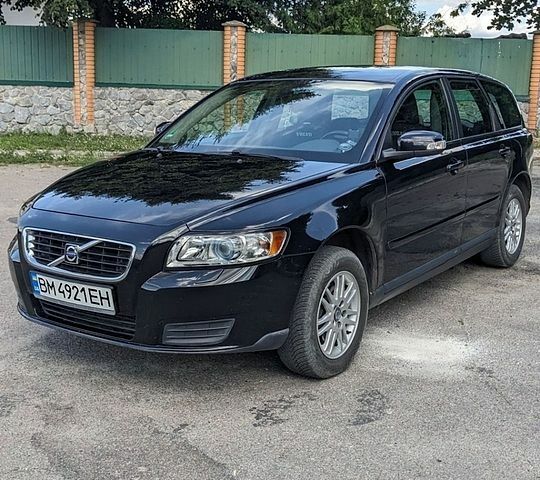 Чорний Вольво V50, об'ємом двигуна 1.56 л та пробігом 281 тис. км за 7500 $, фото 1 на Automoto.ua