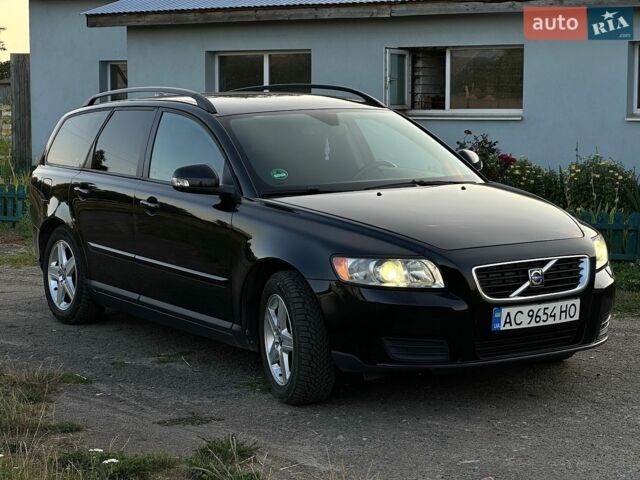 Чорний Вольво V50, об'ємом двигуна 1.6 л та пробігом 290 тис. км за 5900 $, фото 1 на Automoto.ua