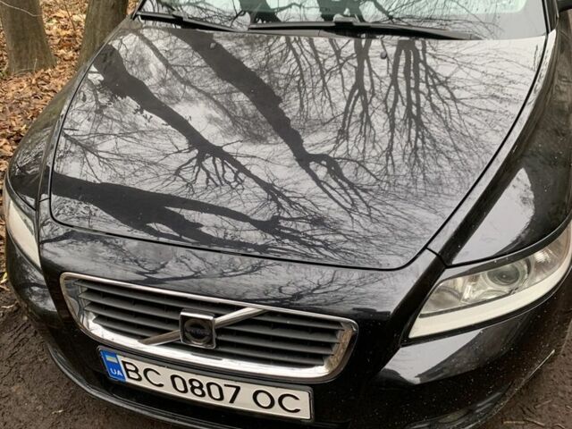 Черный Вольво В50, объемом двигателя 2 л и пробегом 245 тыс. км за 8300 $, фото 1 на Automoto.ua