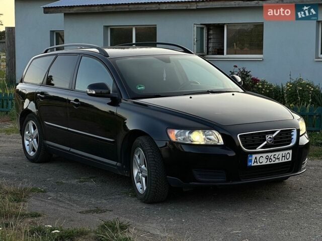 Чорний Вольво V50, об'ємом двигуна 1.6 л та пробігом 290 тис. км за 6699 $, фото 1 на Automoto.ua