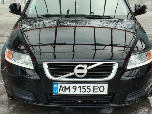 Чорний Вольво V50, об'ємом двигуна 1.6 л та пробігом 270 тис. км за 6800 $, фото 1 на Automoto.ua