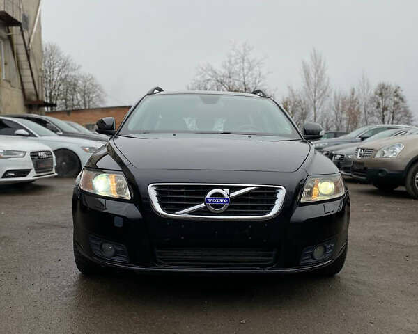 Чорний Вольво V50, об'ємом двигуна 1.6 л та пробігом 263 тис. км за 5999 $, фото 1 на Automoto.ua
