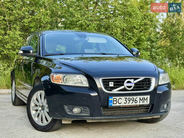 Чорний Вольво V50, об'ємом двигуна 1.6 л та пробігом 224 тис. км за 7150 $, фото 1 на Automoto.ua