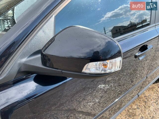 Черный Вольво В50, объемом двигателя 1.6 л и пробегом 262 тыс. км за 7300 $, фото 1 на Automoto.ua