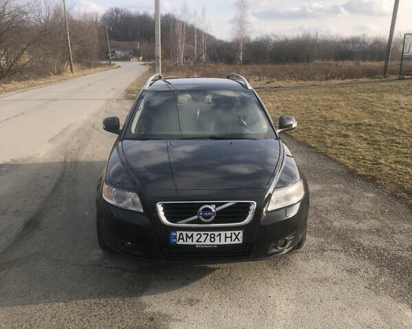 Чорний Вольво V50, об'ємом двигуна 1.6 л та пробігом 280 тис. км за 7900 $, фото 1 на Automoto.ua