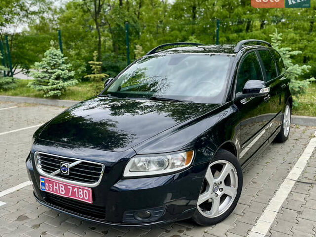 Чорний Вольво V50, об'ємом двигуна 1.6 л та пробігом 201 тис. км за 7300 $, фото 1 на Automoto.ua