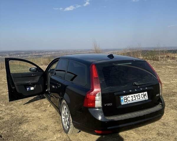 Чорний Вольво V50, об'ємом двигуна 1.6 л та пробігом 415 тис. км за 6500 $, фото 1 на Automoto.ua