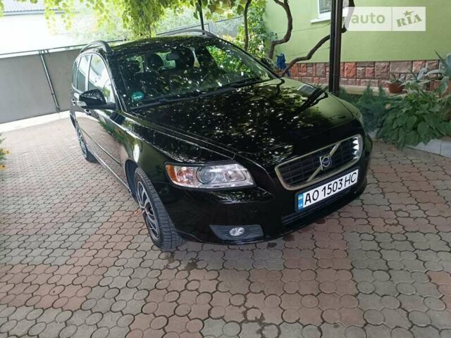 Чорний Вольво V50, об'ємом двигуна 1.6 л та пробігом 260 тис. км за 6350 $, фото 1 на Automoto.ua