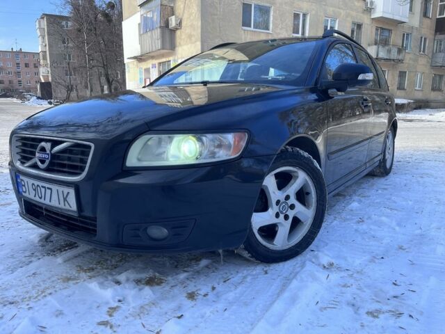 Чорний Вольво V50, об'ємом двигуна 1.6 л та пробігом 287 тис. км за 7500 $, фото 1 на Automoto.ua