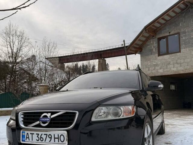 Чорний Вольво V50, об'ємом двигуна 1.56 л та пробігом 220 тис. км за 6800 $, фото 1 на Automoto.ua